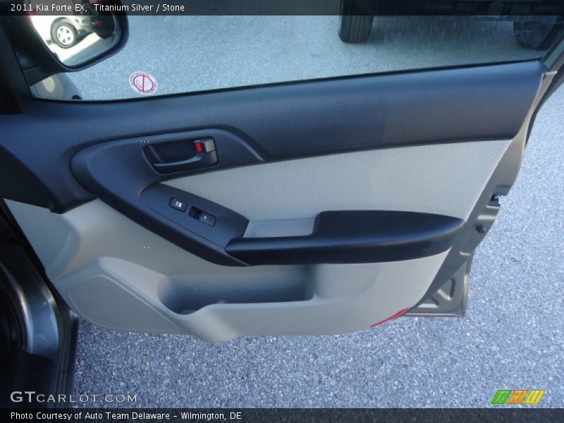 Titanium Silver / Stone 2011 Kia Forte EX