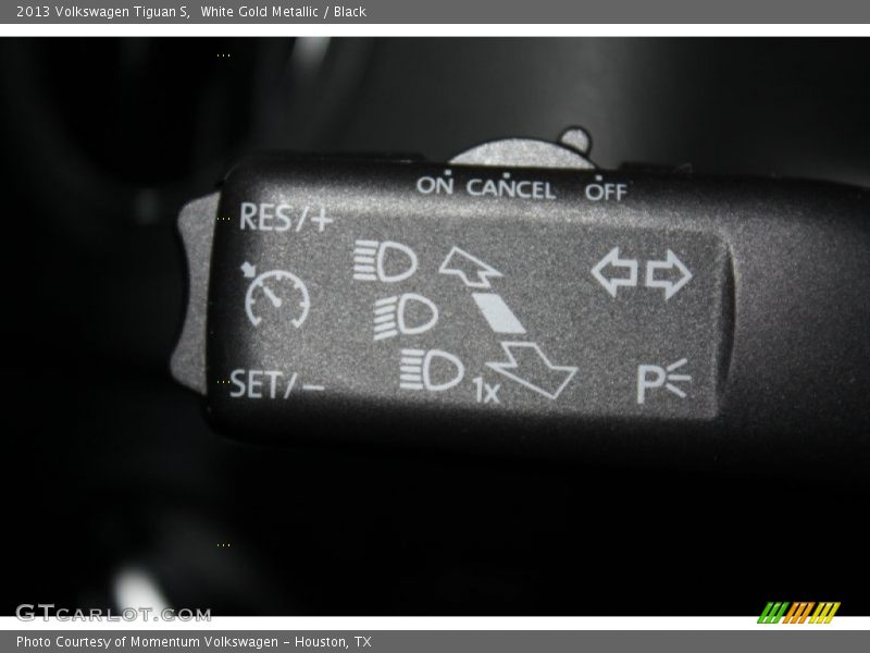 White Gold Metallic / Black 2013 Volkswagen Tiguan S