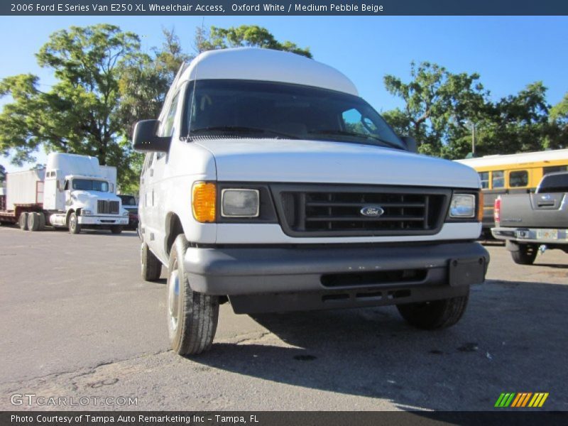 Oxford White / Medium Pebble Beige 2006 Ford E Series Van E250 XL Wheelchair Access