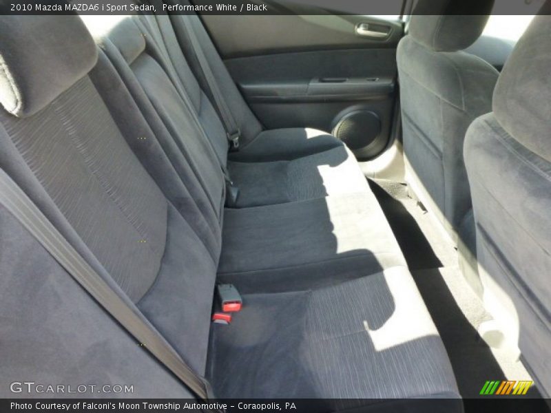 Performance White / Black 2010 Mazda MAZDA6 i Sport Sedan