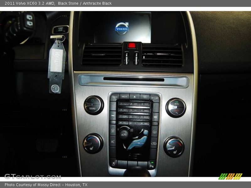 Black Stone / Anthracite Black 2011 Volvo XC60 3.2 AWD