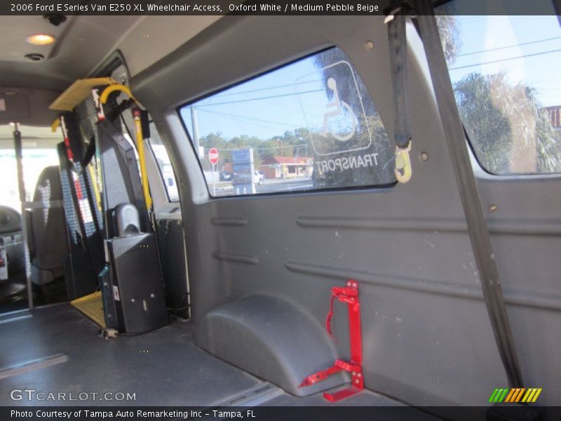 Oxford White / Medium Pebble Beige 2006 Ford E Series Van E250 XL Wheelchair Access