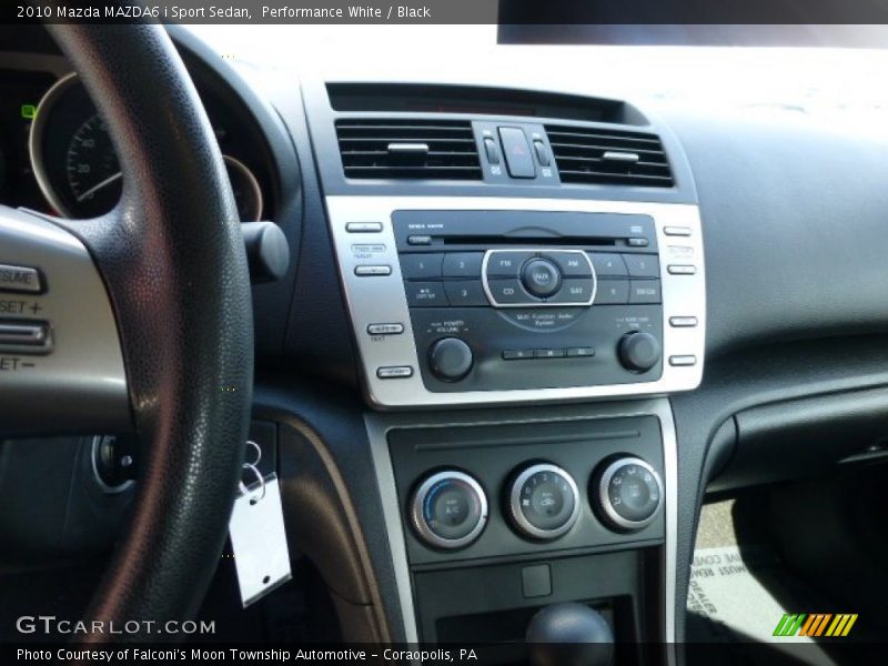 Performance White / Black 2010 Mazda MAZDA6 i Sport Sedan