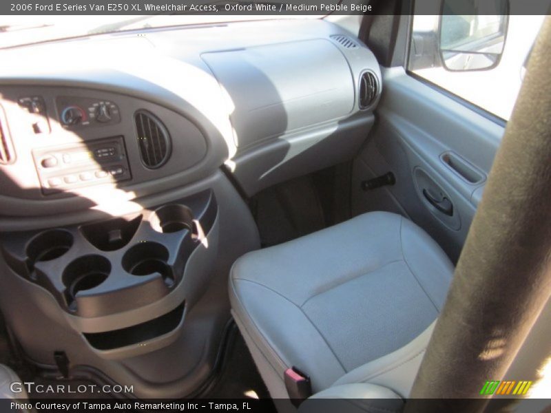 Oxford White / Medium Pebble Beige 2006 Ford E Series Van E250 XL Wheelchair Access