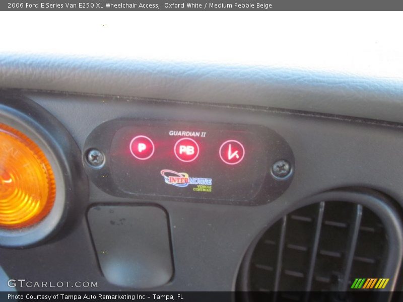 Oxford White / Medium Pebble Beige 2006 Ford E Series Van E250 XL Wheelchair Access