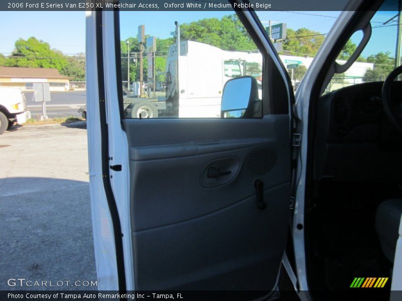 Oxford White / Medium Pebble Beige 2006 Ford E Series Van E250 XL Wheelchair Access