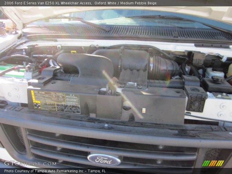 Oxford White / Medium Pebble Beige 2006 Ford E Series Van E250 XL Wheelchair Access