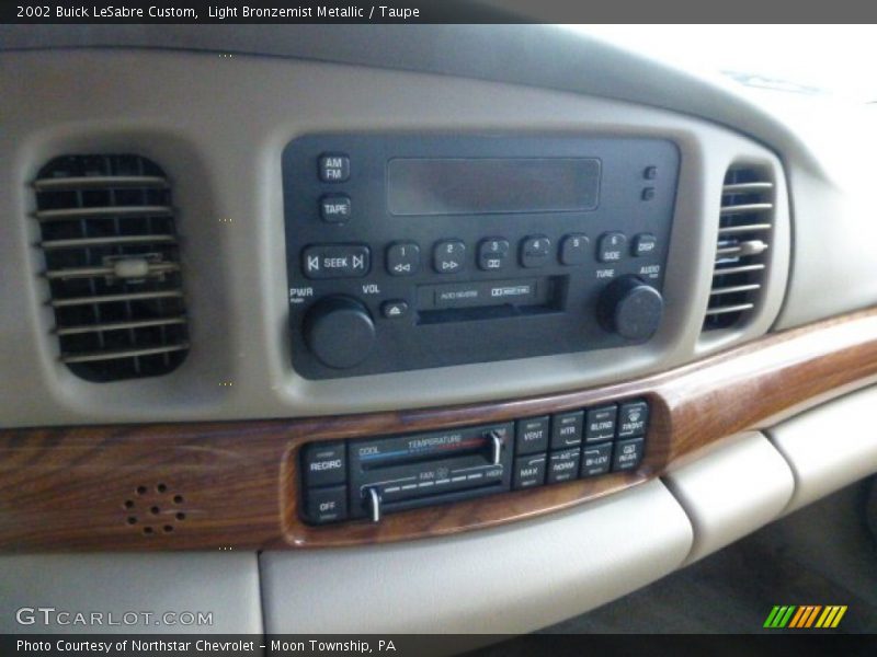 Controls of 2002 LeSabre Custom
