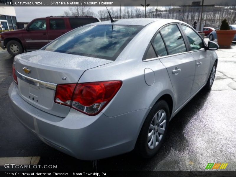 Silver Ice Metallic / Medium Titanium 2011 Chevrolet Cruze LT
