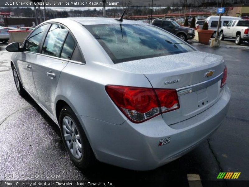 Silver Ice Metallic / Medium Titanium 2011 Chevrolet Cruze LT