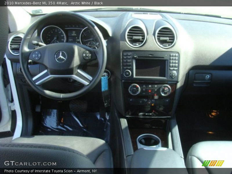 Arctic White / Black 2010 Mercedes-Benz ML 350 4Matic