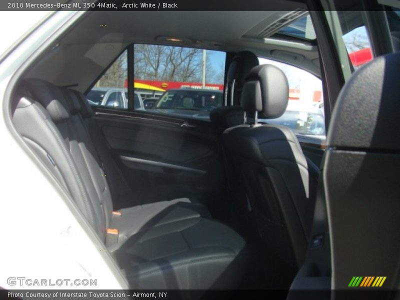 Arctic White / Black 2010 Mercedes-Benz ML 350 4Matic