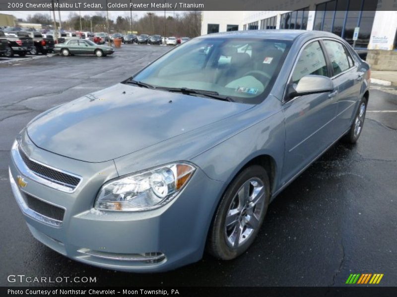 Front 3/4 View of 2009 Malibu LT Sedan