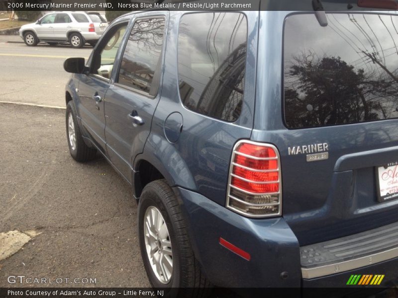 Norsea Blue Metallic / Pebble/Light Parchment 2006 Mercury Mariner Premier 4WD