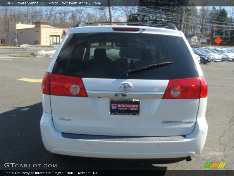 Arctic Frost Pearl White / Stone 2007 Toyota Sienna XLE