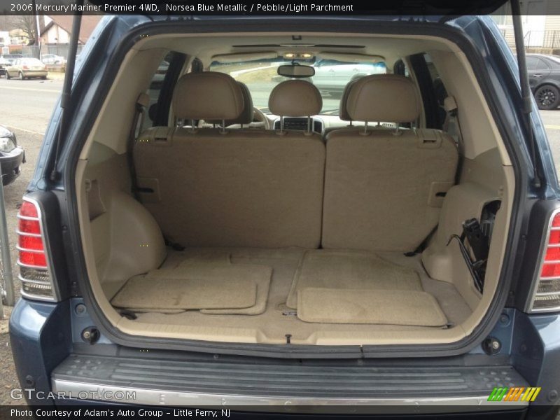  2006 Mariner Premier 4WD Trunk