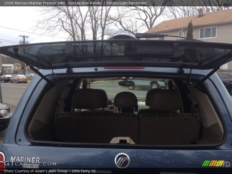 Norsea Blue Metallic / Pebble/Light Parchment 2006 Mercury Mariner Premier 4WD