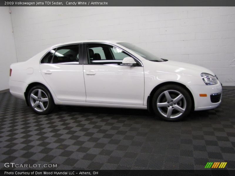 Candy White / Anthracite 2009 Volkswagen Jetta TDI Sedan