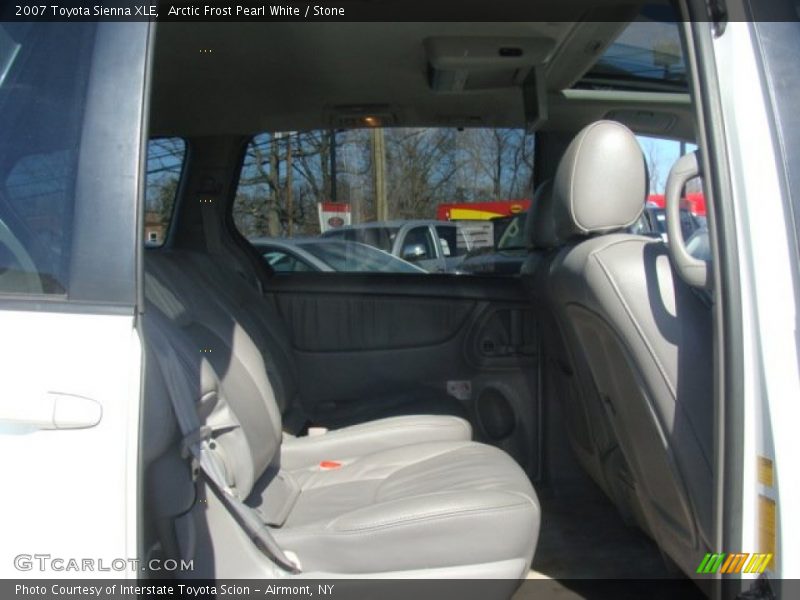 Arctic Frost Pearl White / Stone 2007 Toyota Sienna XLE