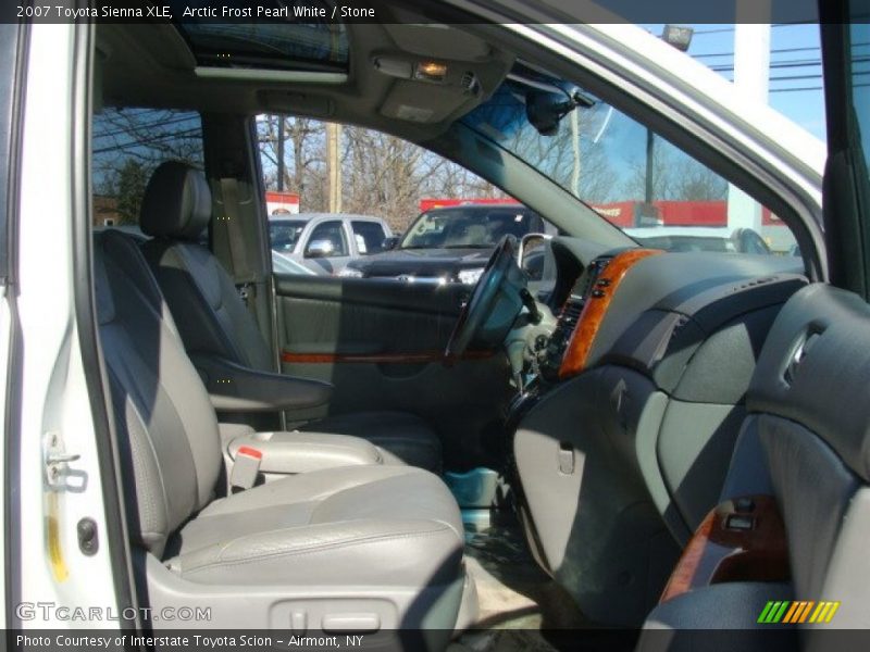 Arctic Frost Pearl White / Stone 2007 Toyota Sienna XLE