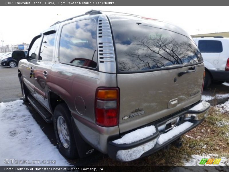 Light Pewter Metallic / Tan/Neutral 2002 Chevrolet Tahoe LT 4x4