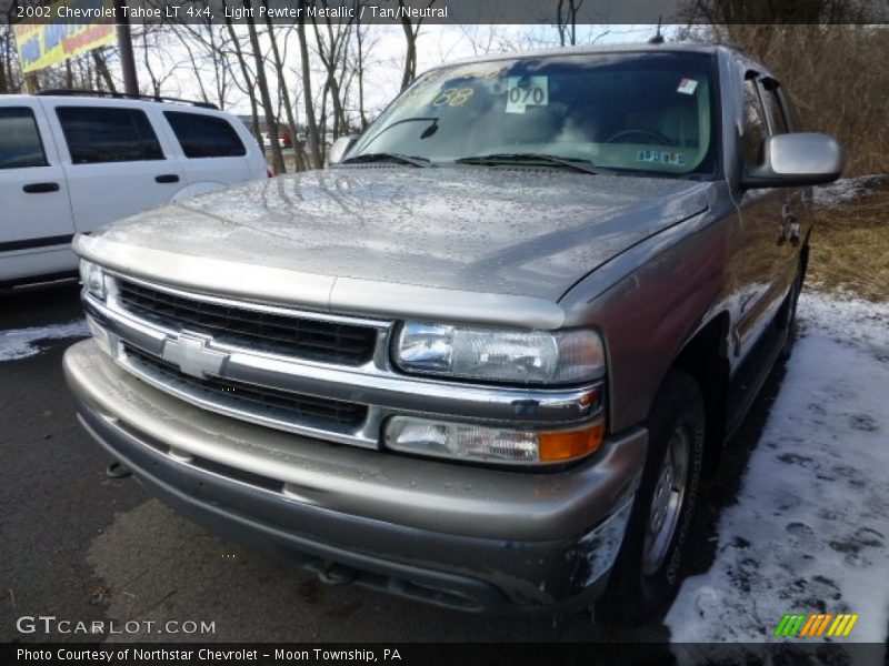 Light Pewter Metallic / Tan/Neutral 2002 Chevrolet Tahoe LT 4x4