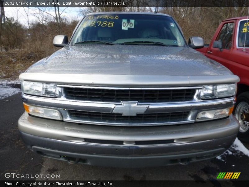 Light Pewter Metallic / Tan/Neutral 2002 Chevrolet Tahoe LT 4x4