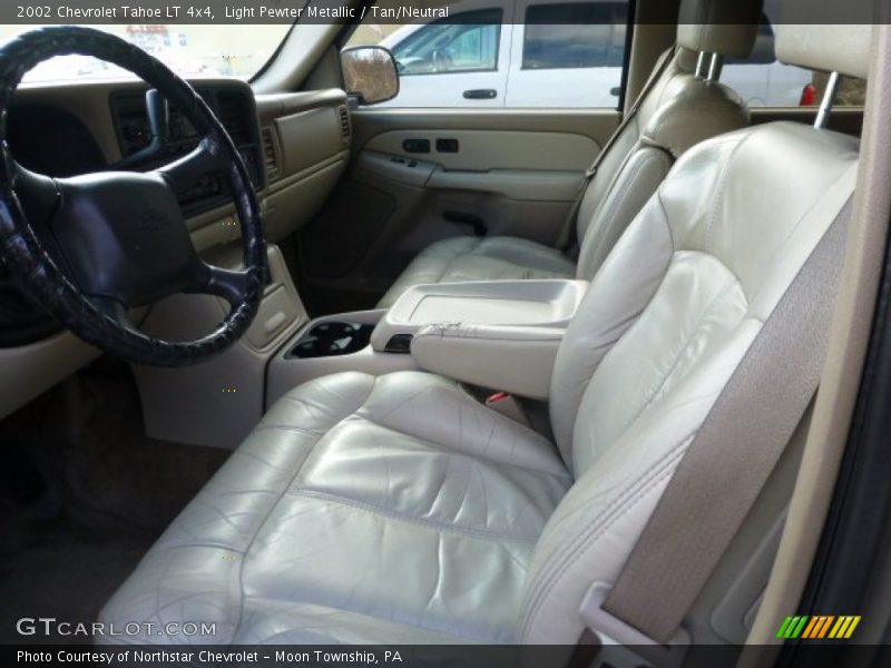 Light Pewter Metallic / Tan/Neutral 2002 Chevrolet Tahoe LT 4x4