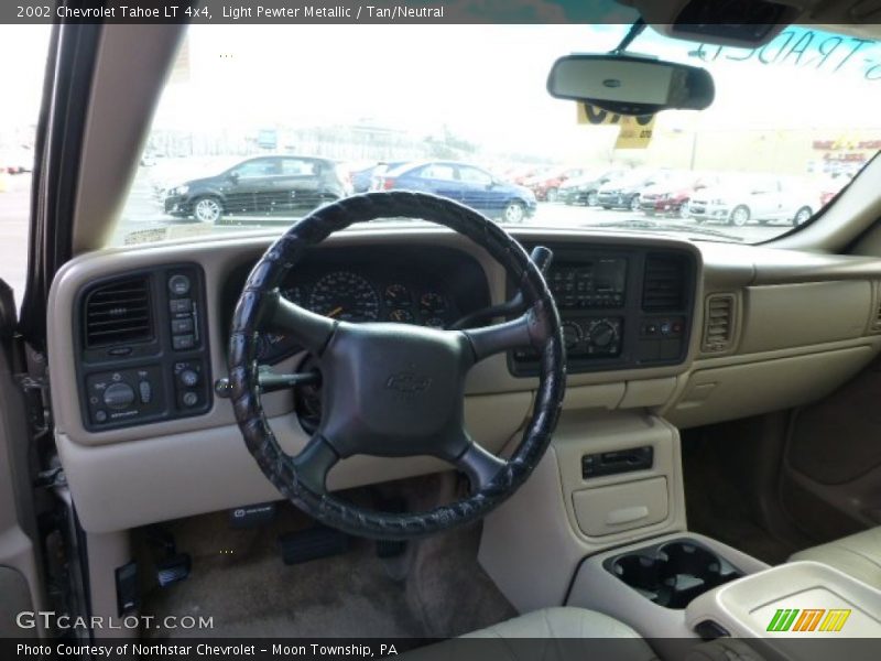 Light Pewter Metallic / Tan/Neutral 2002 Chevrolet Tahoe LT 4x4