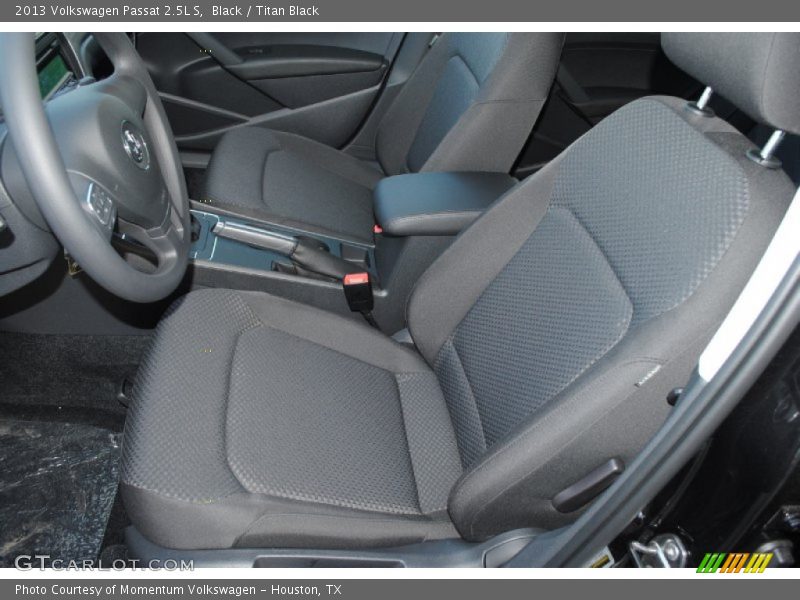 Black / Titan Black 2013 Volkswagen Passat 2.5L S