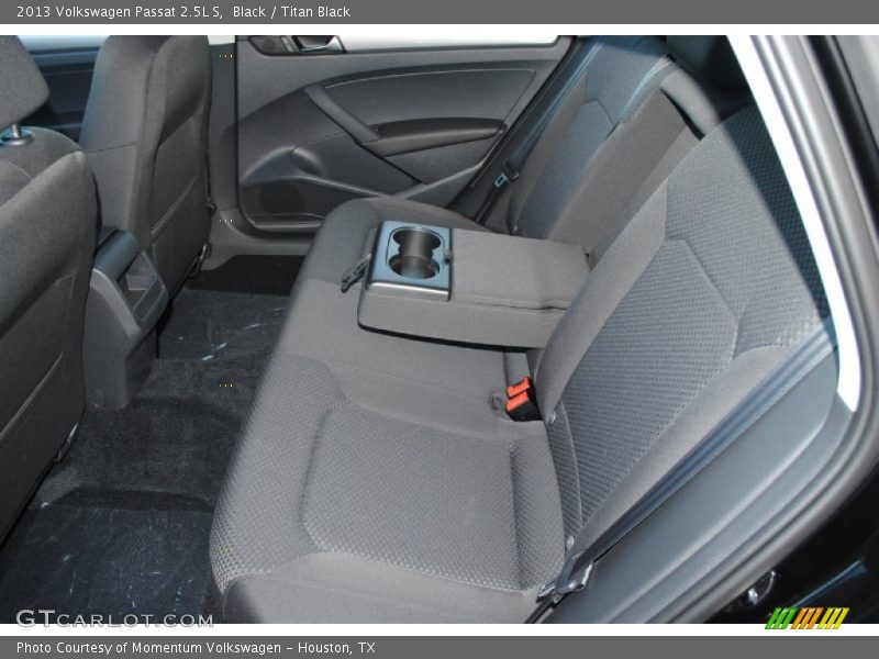 Black / Titan Black 2013 Volkswagen Passat 2.5L S