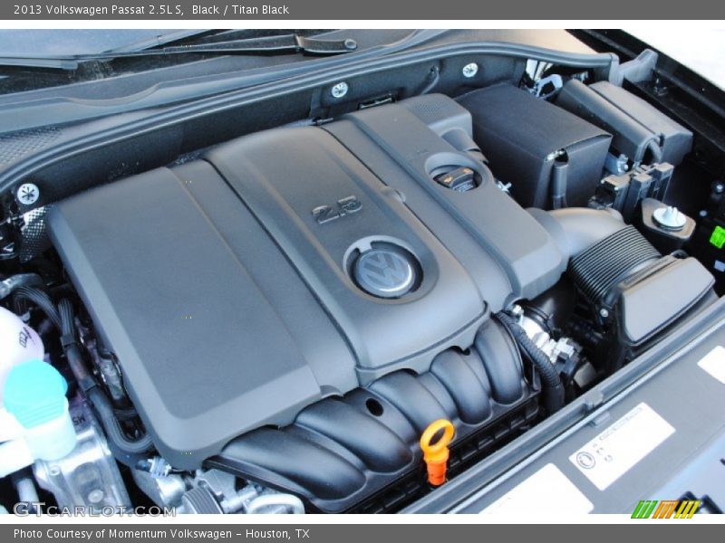 Black / Titan Black 2013 Volkswagen Passat 2.5L S