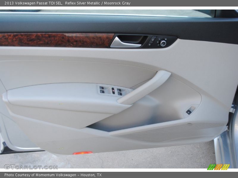 Reflex Silver Metallic / Moonrock Gray 2013 Volkswagen Passat TDI SEL