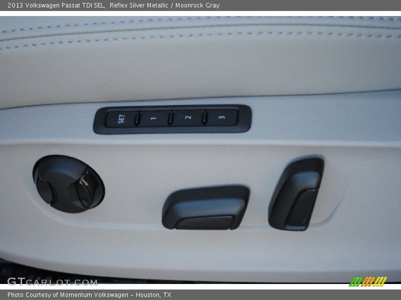Reflex Silver Metallic / Moonrock Gray 2013 Volkswagen Passat TDI SEL