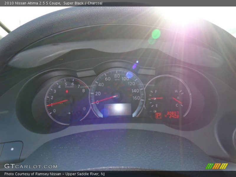 Super Black / Charcoal 2010 Nissan Altima 2.5 S Coupe