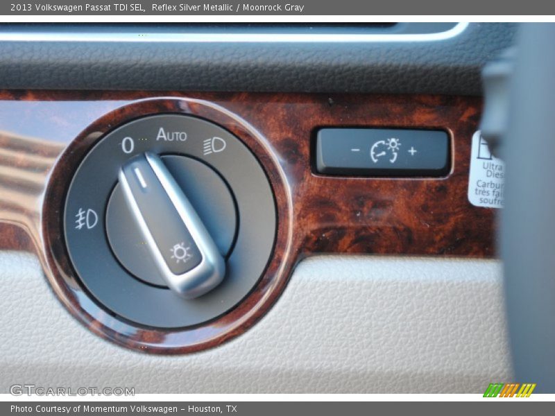 Reflex Silver Metallic / Moonrock Gray 2013 Volkswagen Passat TDI SEL