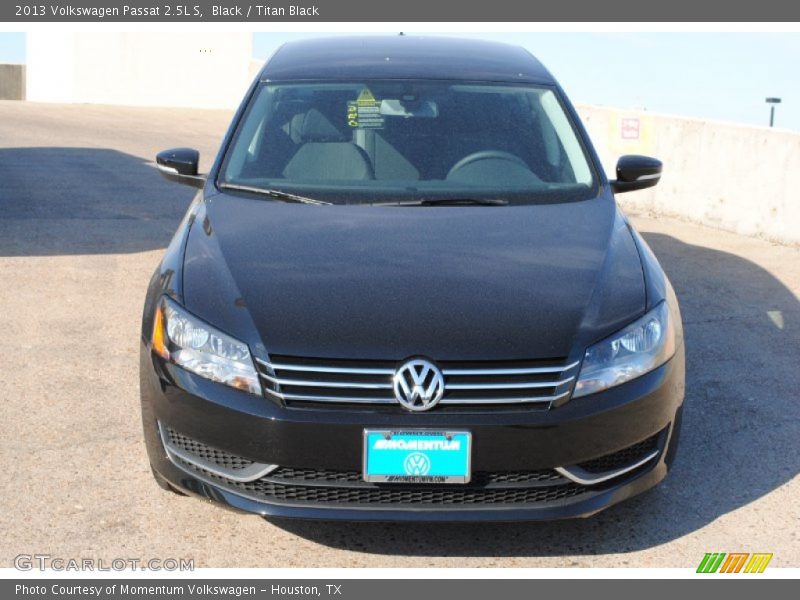 Black / Titan Black 2013 Volkswagen Passat 2.5L S