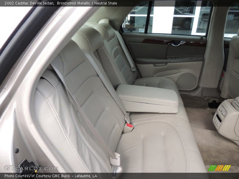 Bronzemist Metallic / Neutral Shale 2002 Cadillac DeVille Sedan