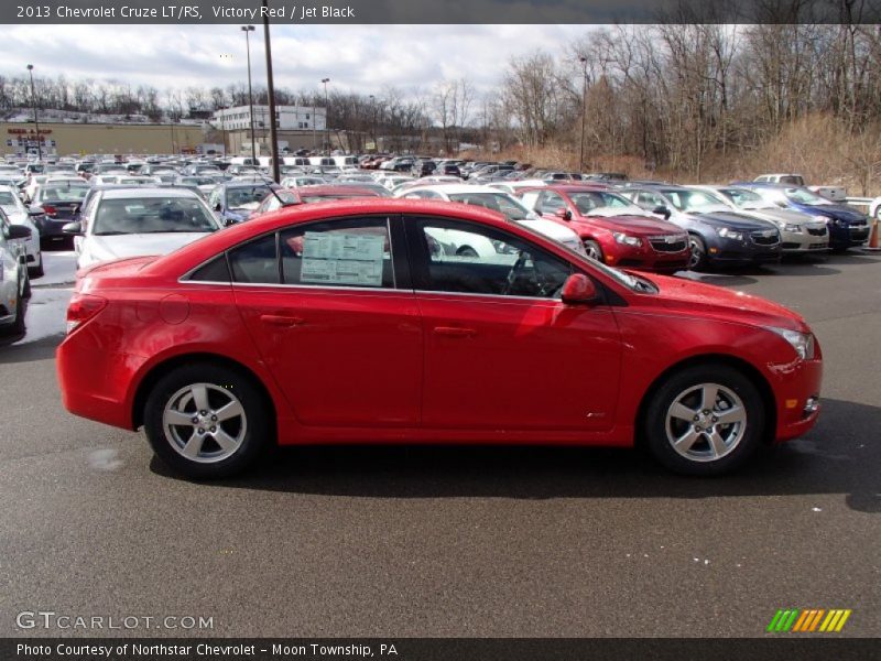 Victory Red / Jet Black 2013 Chevrolet Cruze LT/RS