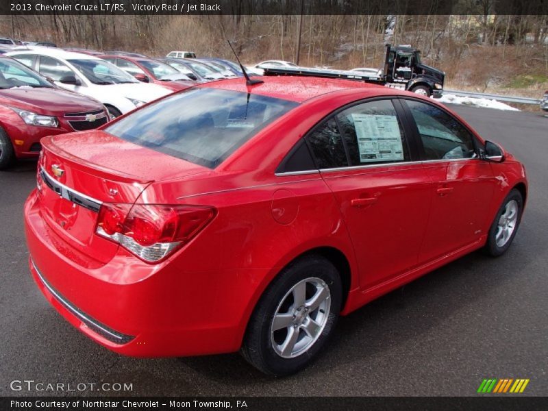 Victory Red / Jet Black 2013 Chevrolet Cruze LT/RS