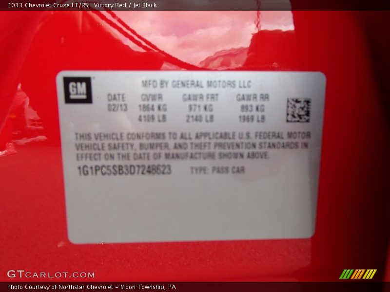 Victory Red / Jet Black 2013 Chevrolet Cruze LT/RS