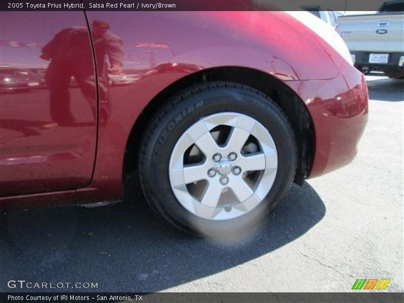 Salsa Red Pearl / Ivory/Brown 2005 Toyota Prius Hybrid