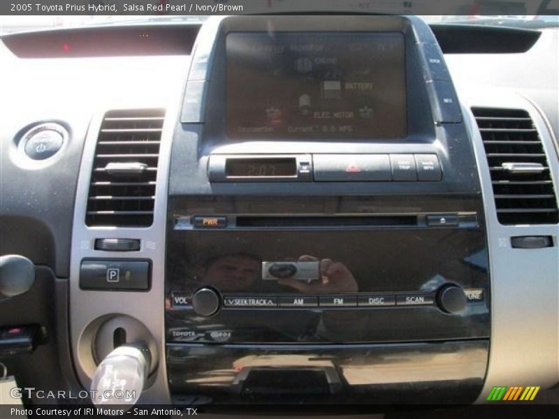 Salsa Red Pearl / Ivory/Brown 2005 Toyota Prius Hybrid