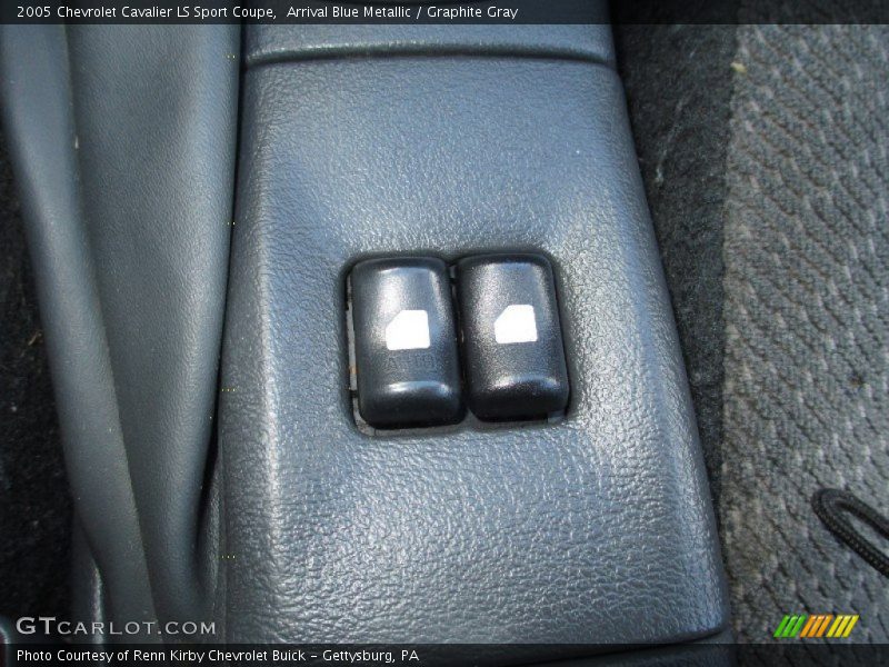 Arrival Blue Metallic / Graphite Gray 2005 Chevrolet Cavalier LS Sport Coupe