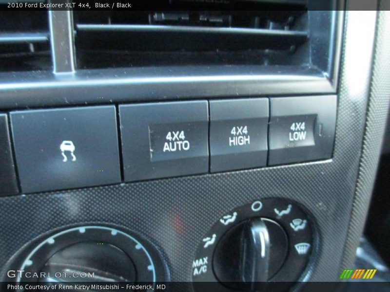 Black / Black 2010 Ford Explorer XLT 4x4