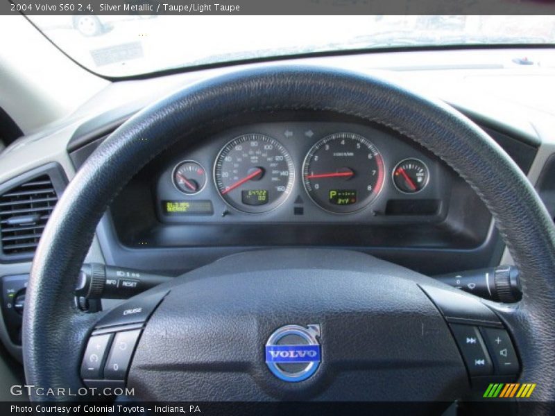  2004 S60 2.4 Steering Wheel