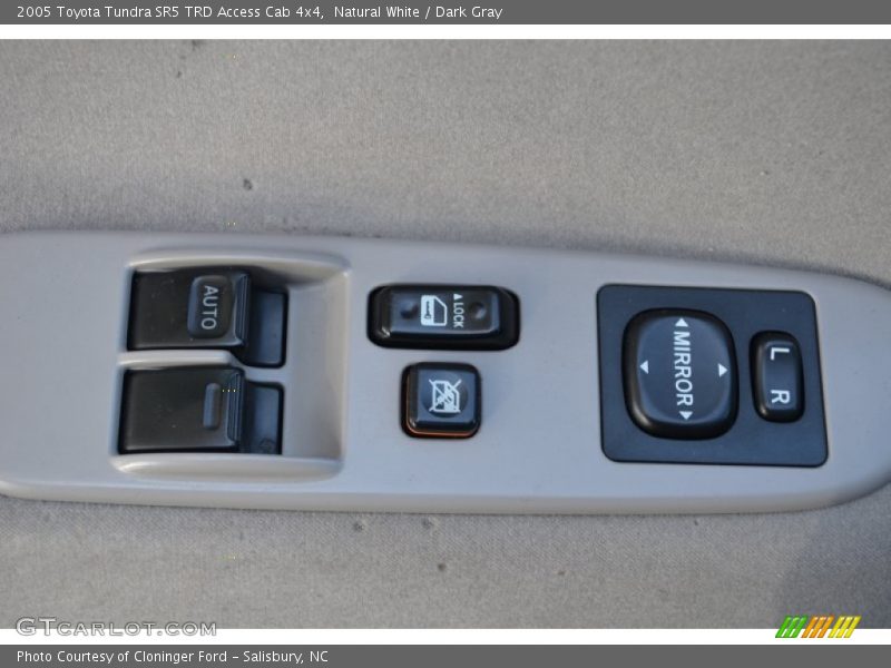 Natural White / Dark Gray 2005 Toyota Tundra SR5 TRD Access Cab 4x4