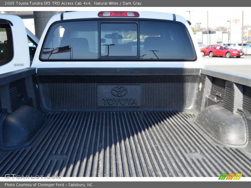 Natural White / Dark Gray 2005 Toyota Tundra SR5 TRD Access Cab 4x4