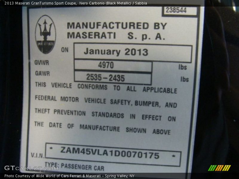 Nero Carbonio (Black Metallic) / Sabbia 2013 Maserati GranTurismo Sport Coupe