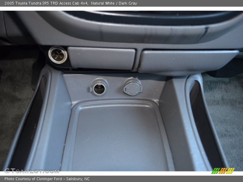 Natural White / Dark Gray 2005 Toyota Tundra SR5 TRD Access Cab 4x4